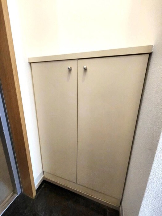 物件内観写真16　(靴箱)
