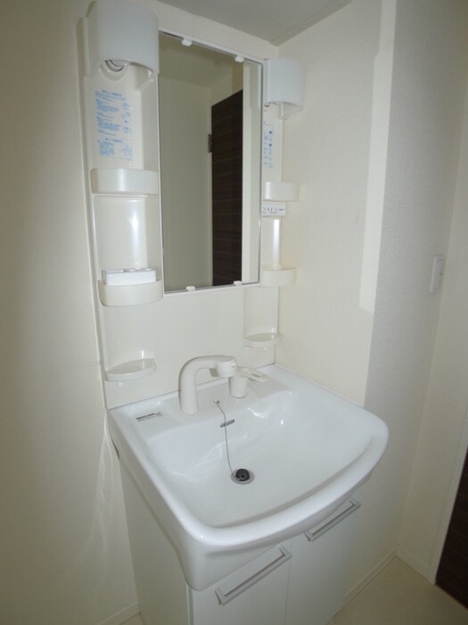 物件内観写真9　(洗面)