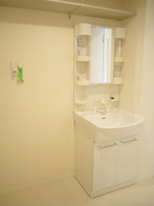 物件内観写真14　(洗濯機置場)