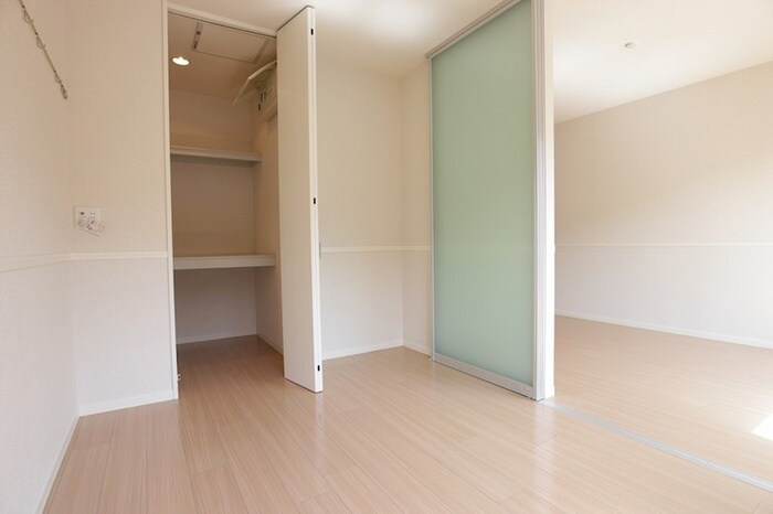 物件内観写真16　(室内からの展望)