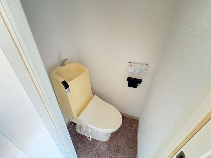 物件内観写真10　(トイレ)