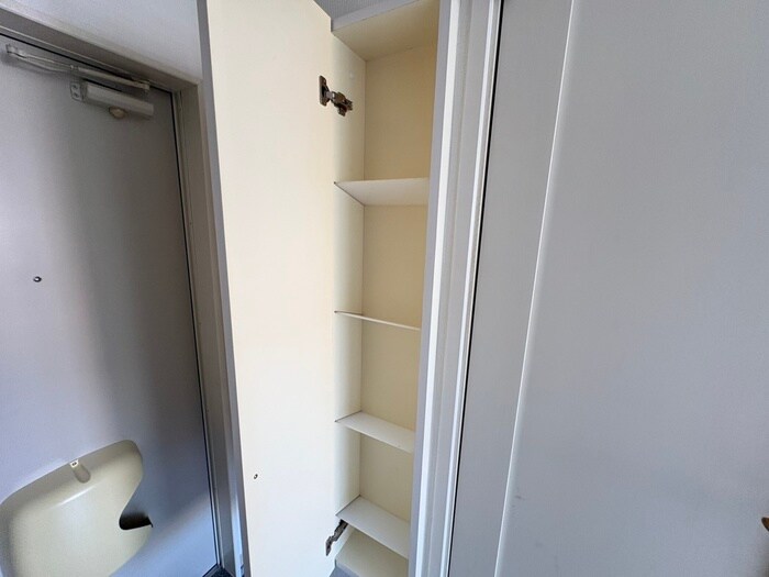 物件内観写真15　(靴箱)