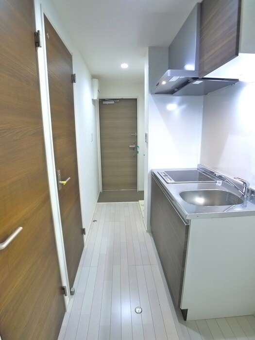 物件内観写真10　(廊下)