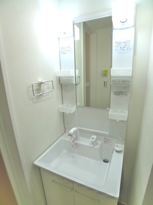 物件内観写真12　(洗面)