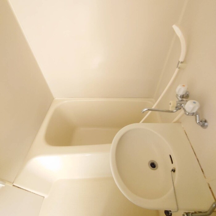 物件内観写真12　(バス／シャワールーム等)