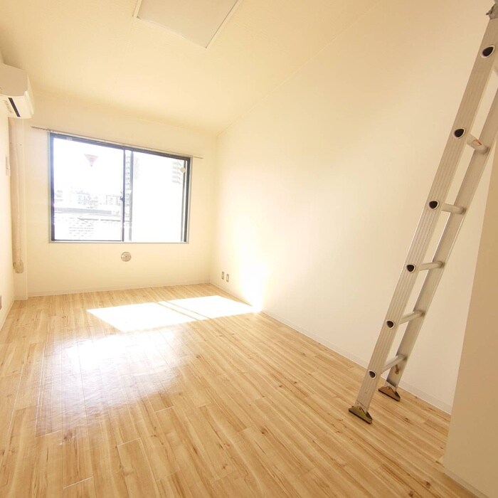 物件内観写真22　(居室)