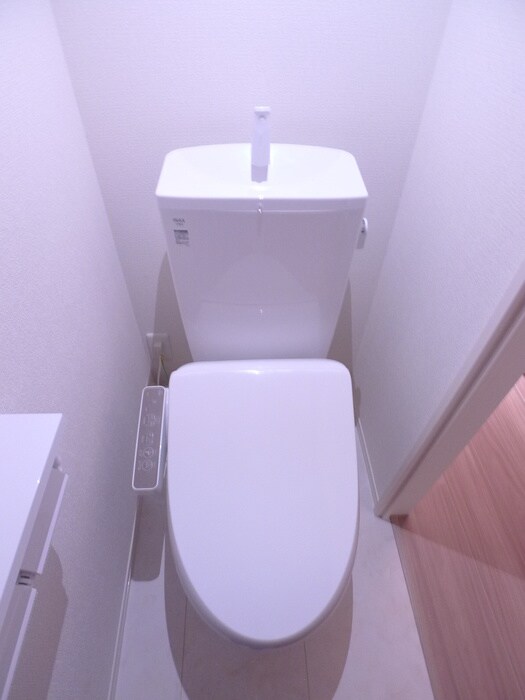 物件内観写真13　(トイレ)