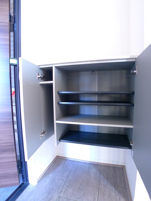 物件内観写真17　(靴箱)