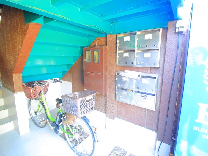 物件外観写真6　(建物設備)