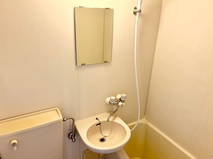 物件内観写真8　(洗面)