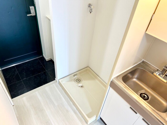 物件内観写真10　(洗濯機置場)