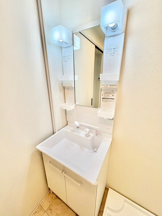 物件内観写真11　(洗面)