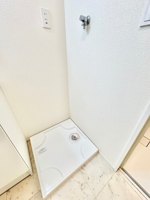 物件内観写真17　(洗濯機置場)