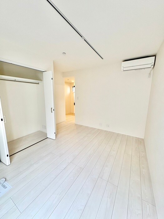 物件内観写真18　(廊下)