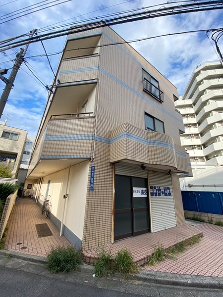 おらんだやビル外観写真