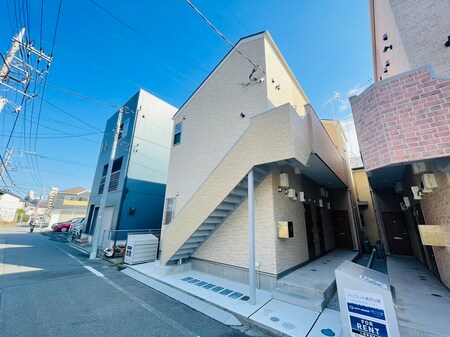 シュシュフルール外観写真