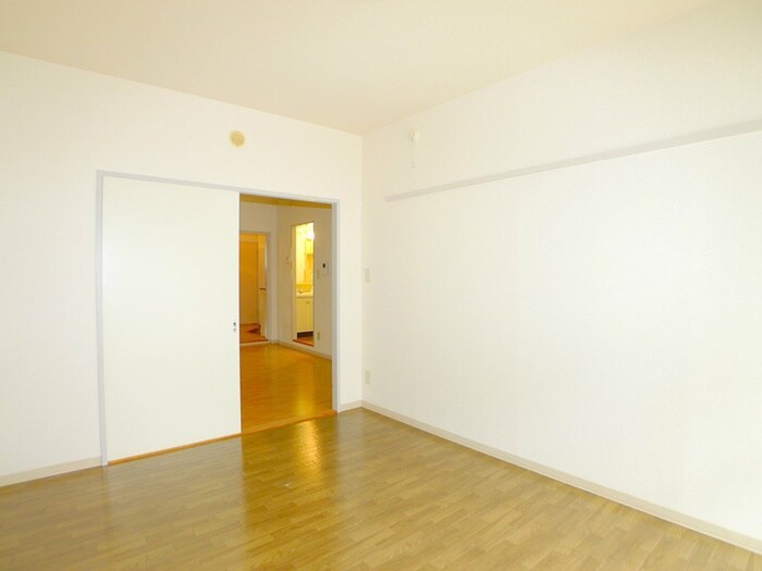 物件内観写真12　(居室)