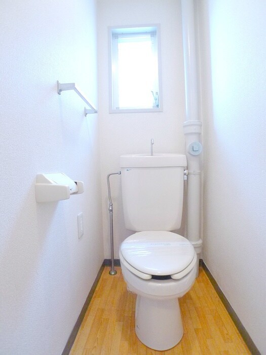 物件内観写真15　(トイレ)