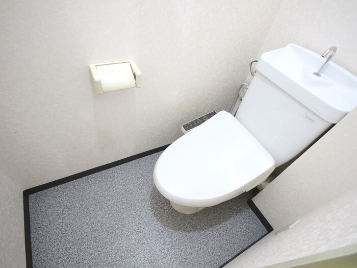 物件内観写真15　(トイレ)