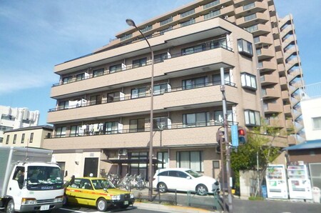 ベラビーパレス外観写真