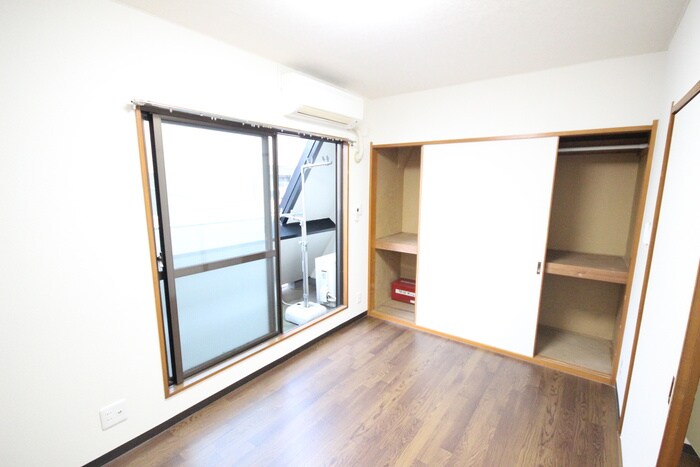 物件内観写真8　(居室)