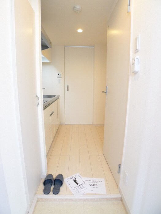 物件内観写真19　(玄関)