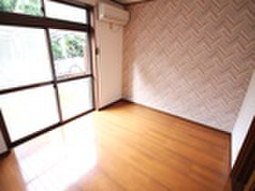 物件内観写真8　(居室)