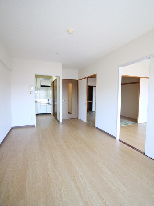 物件内観写真12　(居室)