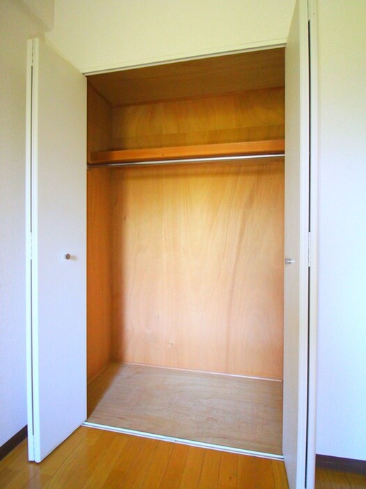 物件内観写真15　(収納)
