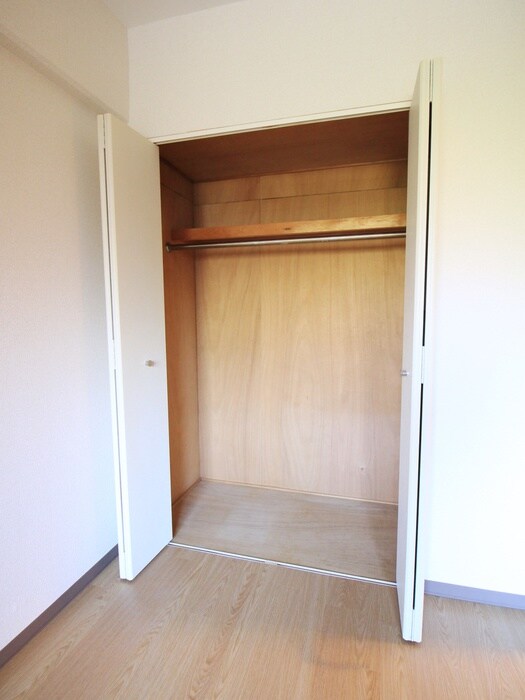 物件内観写真15　(収納)