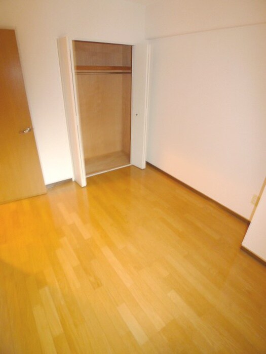 物件内観写真18　(居室)