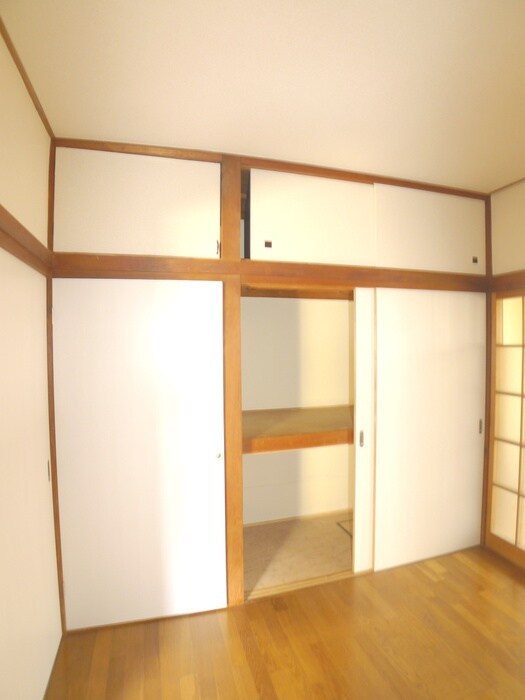 物件内観写真10　(収納)