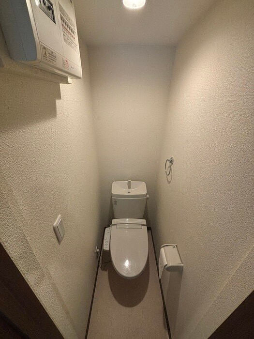 物件内観写真11　(トイレ)