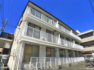 メゾン新松戸外観写真