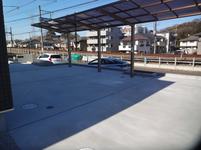 物件外観写真6　(駐輪場)