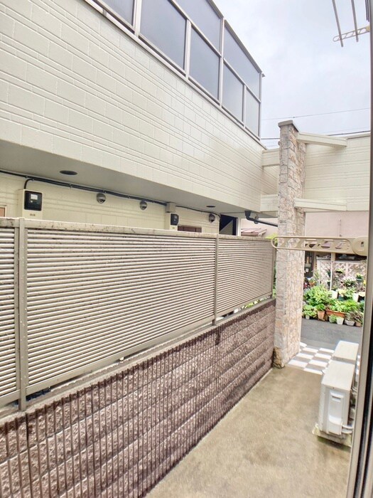 物件内観写真18　(室内からの展望)