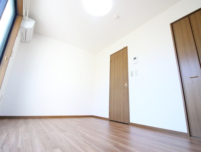 物件内観写真8　(居室)