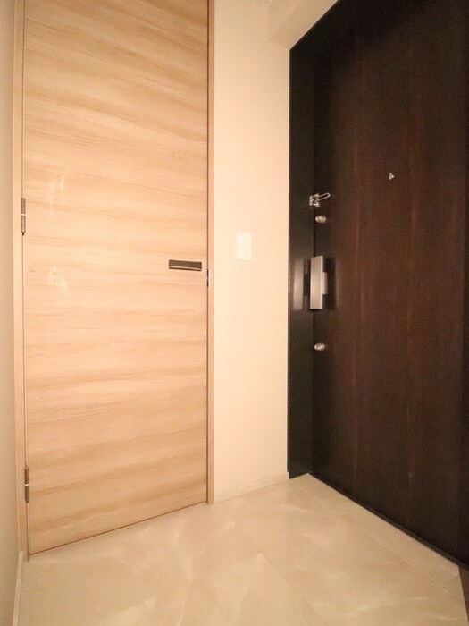 物件内観写真19　(玄関)