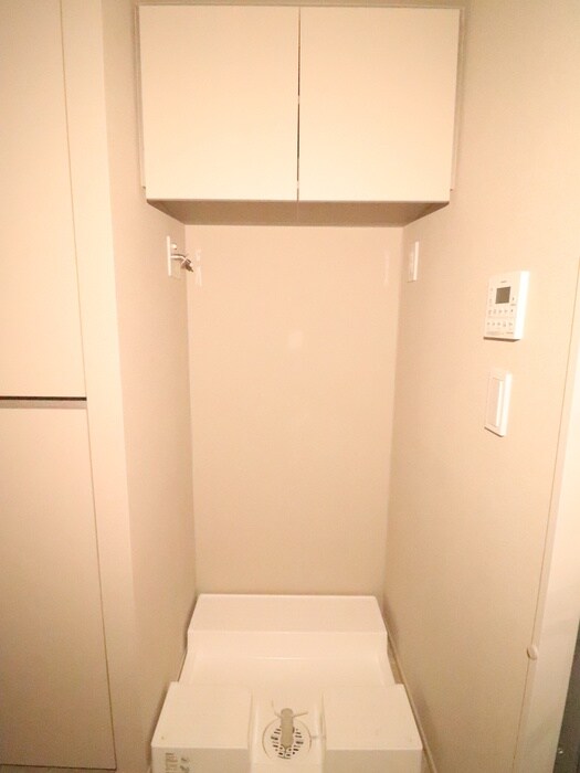 物件内観写真22　(洗濯機置場)