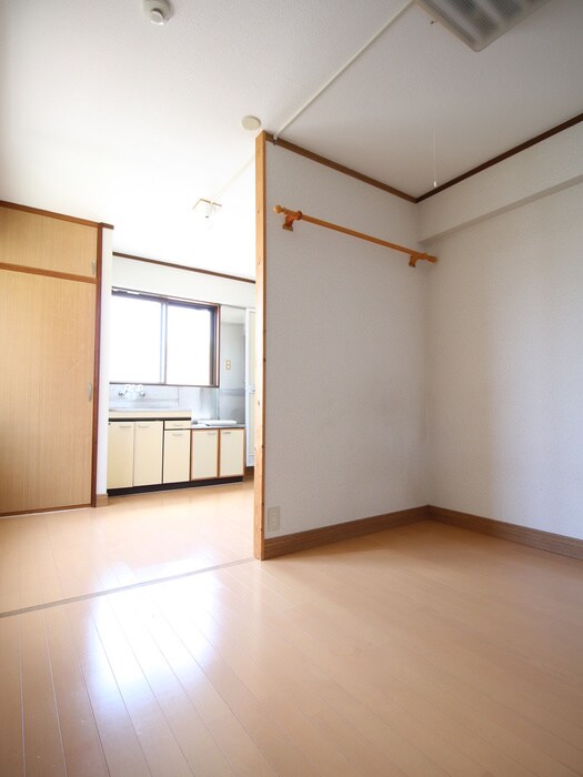 物件内観写真11　(内観写真)