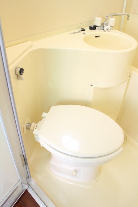 物件内観写真12　(トイレ)