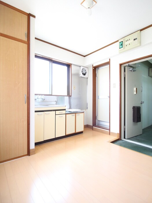 物件内観写真19　(居室)