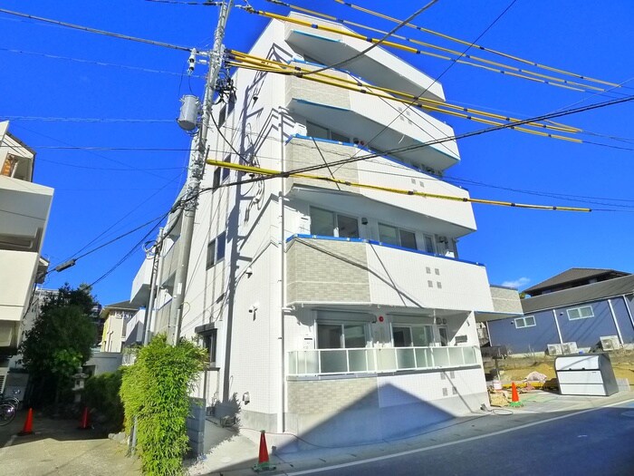 物件外観写真3　(周辺環境)