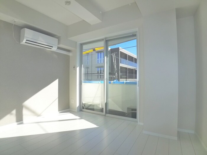 物件内観写真10　(居室)