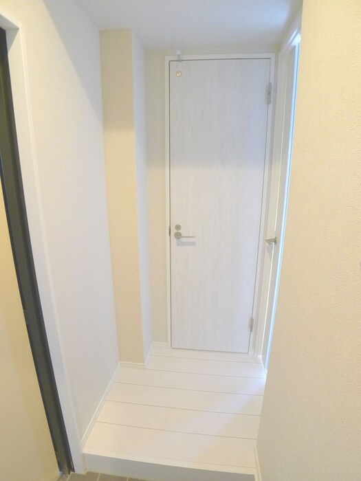 物件内観写真17　(廊下)