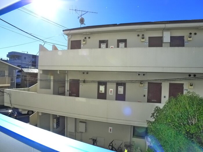 物件内観写真22　(室内からの展望)