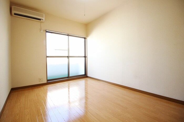 ボナールタムラの居室