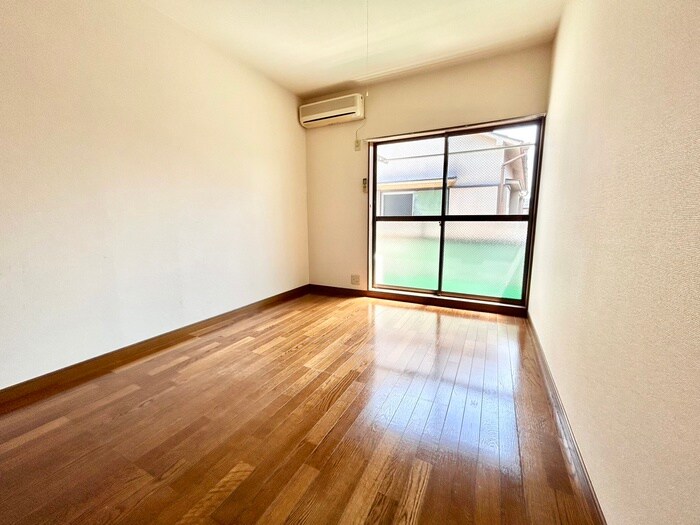 物件内観写真9　(居室)