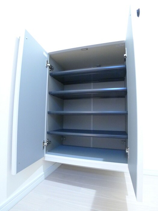 物件内観写真10　(靴箱)