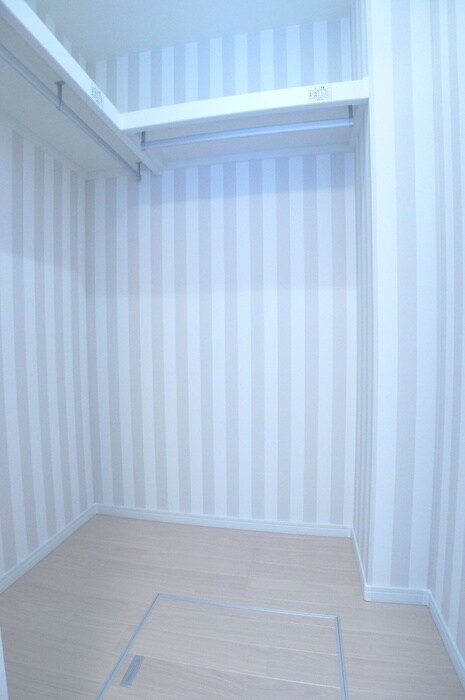 物件内観写真11　(収納)